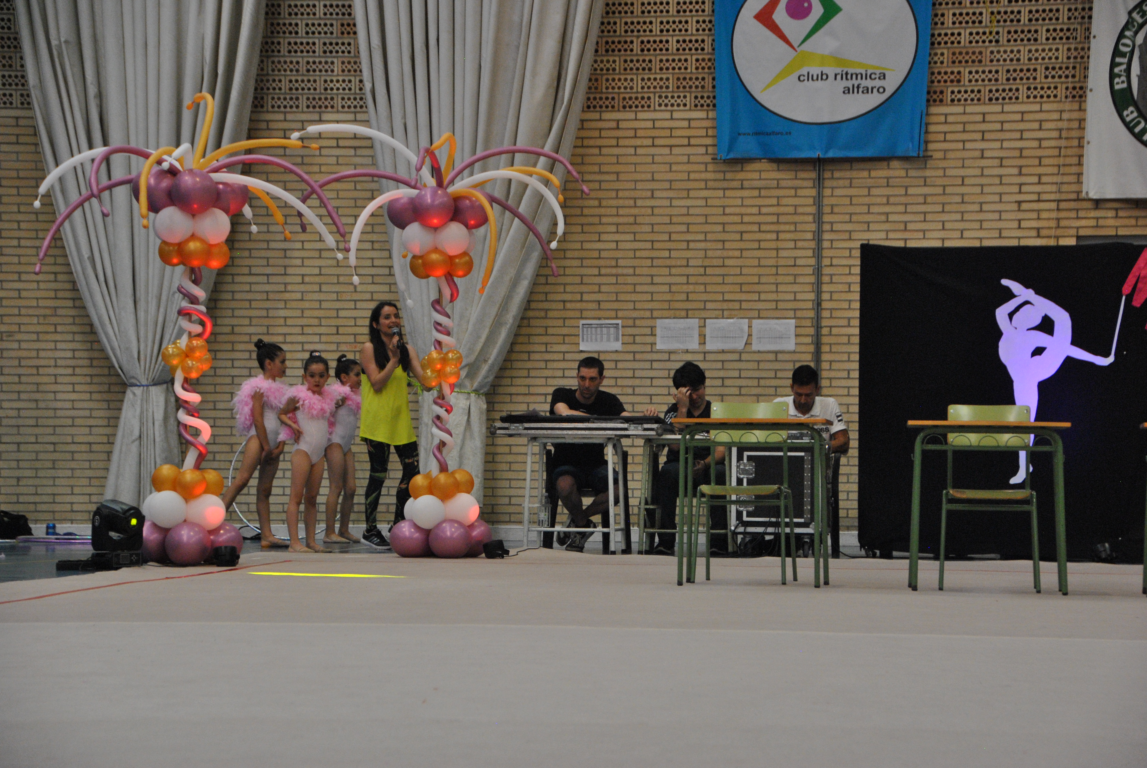 Exhibicion club ritmica Alfaro junio 18 1008