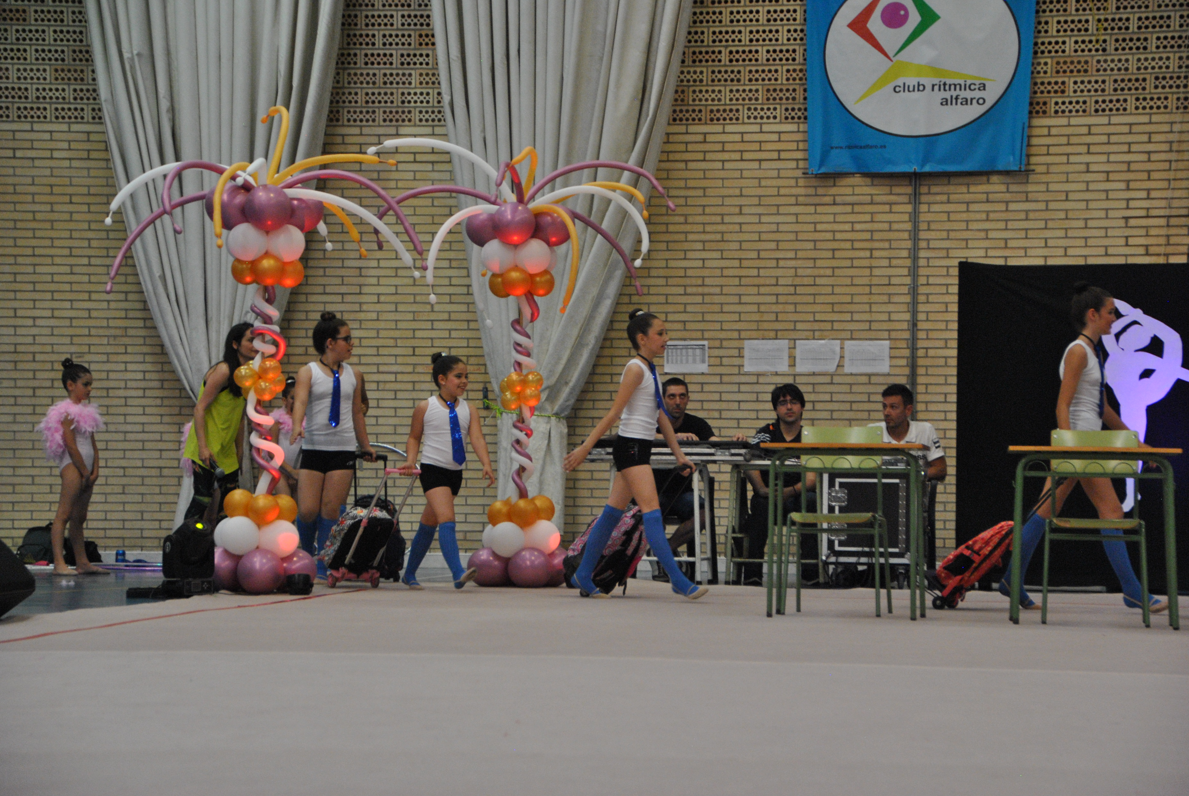 Exhibicion club ritmica Alfaro junio 18 1014